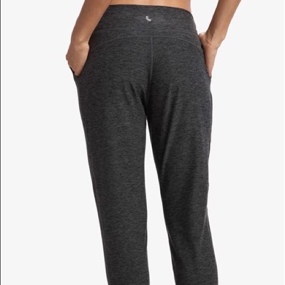 LOLE Half-Moon Joggers - Picture 1 of 7